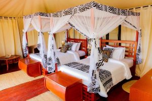 Embalakai Authentic Camps tent bedroom